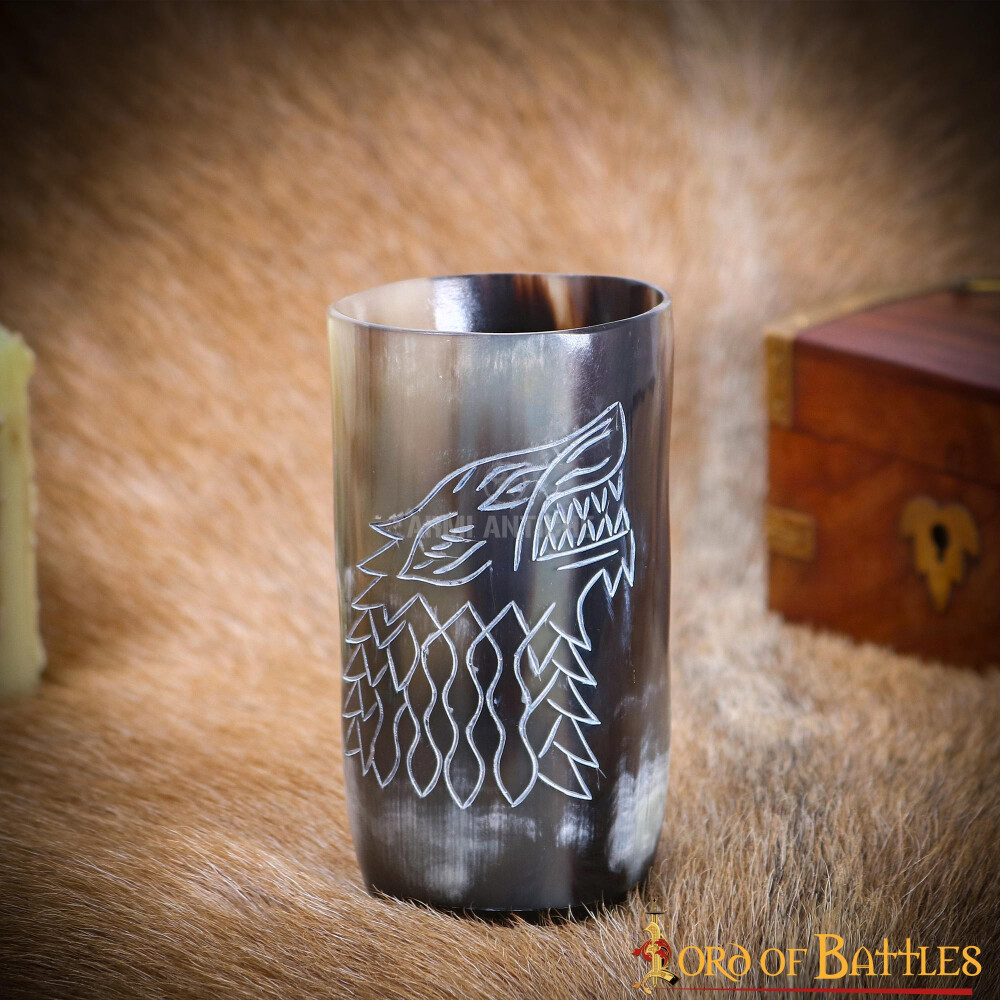 Boccale da birra vichingo medievale in corno